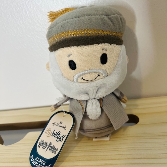 Hallmark Itty Bittys Harry Potter Albus Dumbledore Plush New w Tags Mini Plush - Picture 3 of 5
